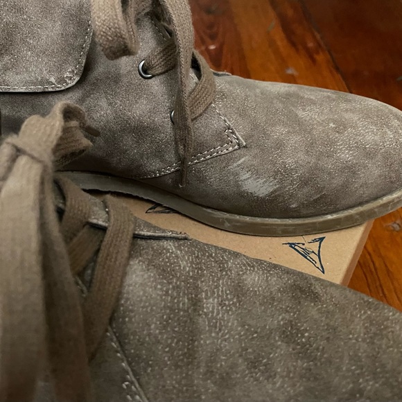 Indigo Road brown lace up fashion bootie with gold down cuff, Iraimee, Size 7.5 - Picture 11 of 13
